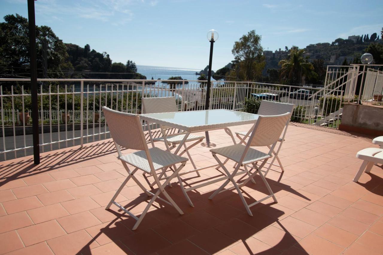 Taormina Isola Bella Suite Exteriör bild